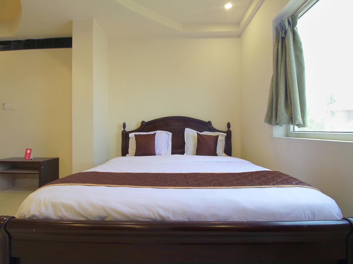 Oyo 11489 Pkn Classic Regency Madurai Εξωτερικό φωτογραφία