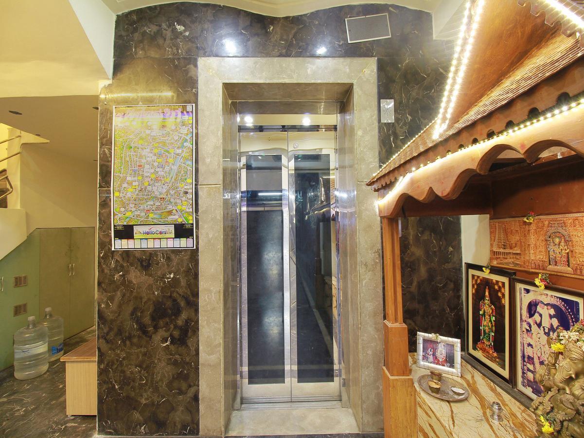 Oyo 11489 Pkn Classic Regency Madurai Εξωτερικό φωτογραφία