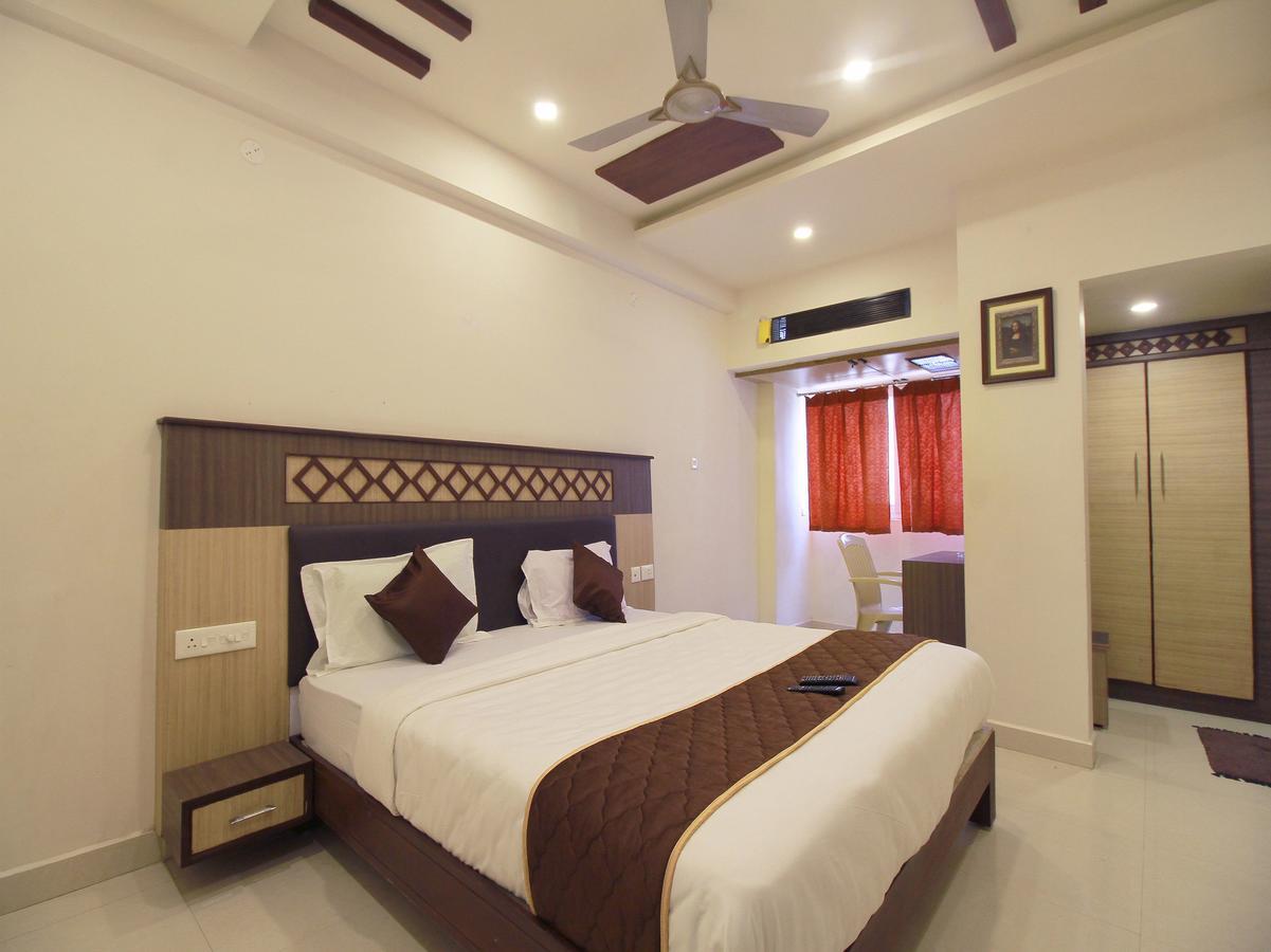 Oyo 11489 Pkn Classic Regency Madurai Εξωτερικό φωτογραφία