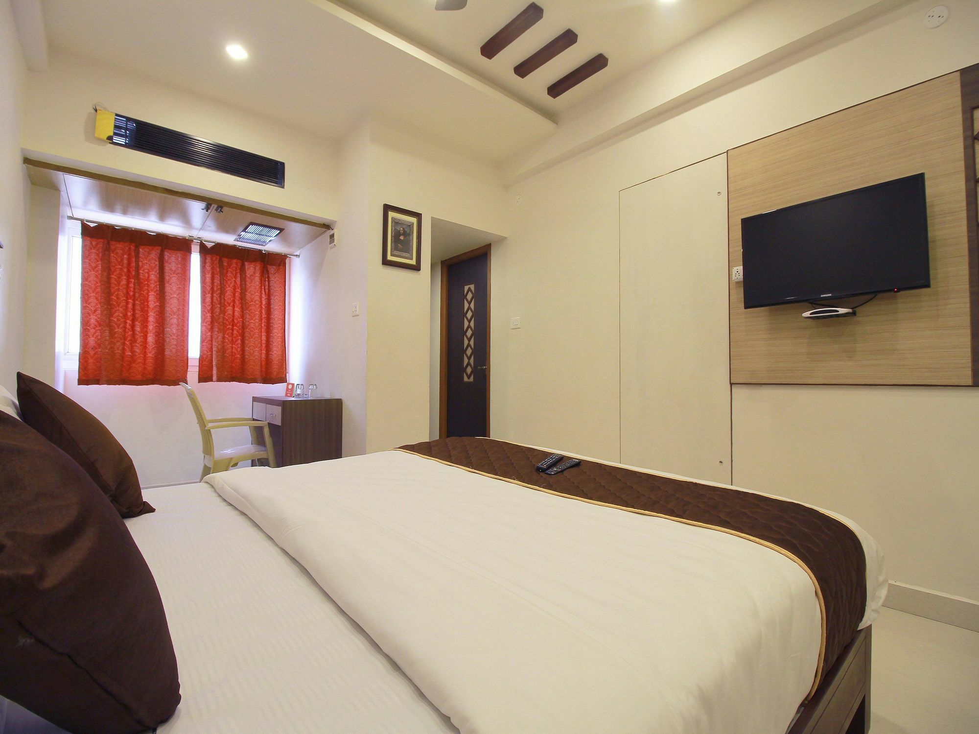 Oyo 11489 Pkn Classic Regency Madurai Εξωτερικό φωτογραφία